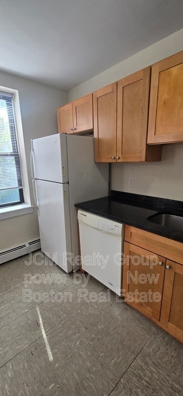 Building Photo - 11 Victory Rd