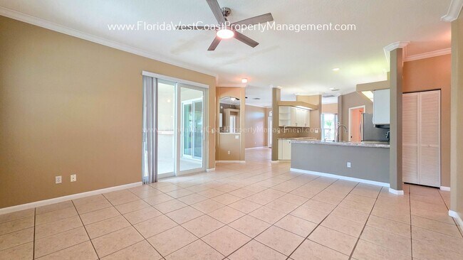 Building Photo - CUTE AND SPACIOUS 3 BEDROOM/ 2 BATH POOL HOME! NORTH PALMETTO! PET FRIENDLY!