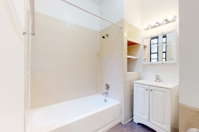 Floorplan - 5452 S. Ellis Avenue