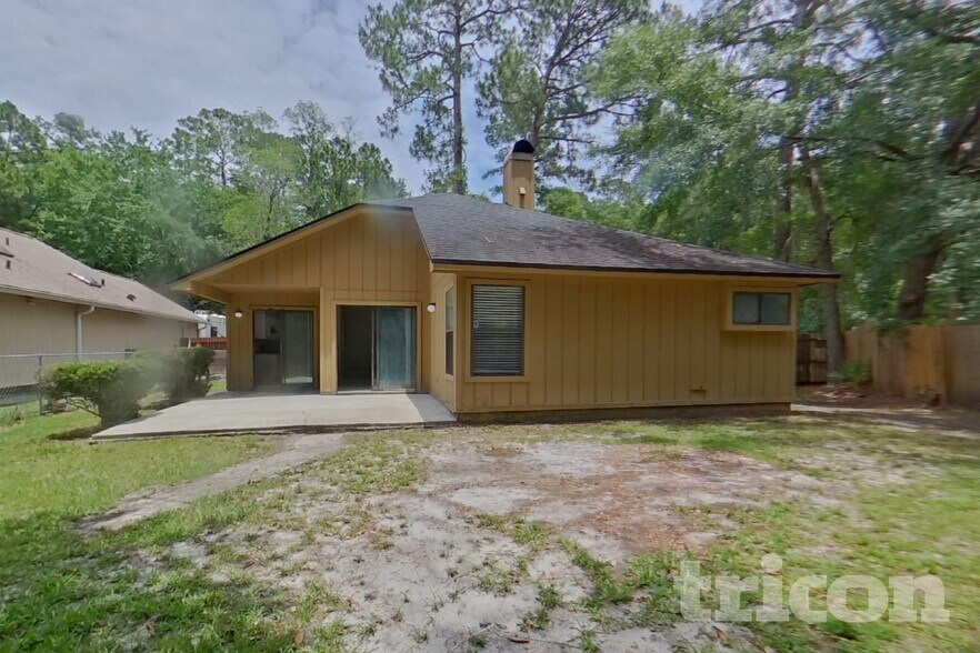 Building Photo - 2346 Blossom Ridge Dr N