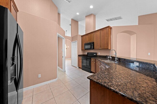 Building Photo - 4 Bedroom 3 Bath Home - Kissimmee ~ Southport Bay Community