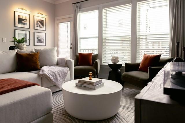 Building Photo - 2153 Burnside Dr NW