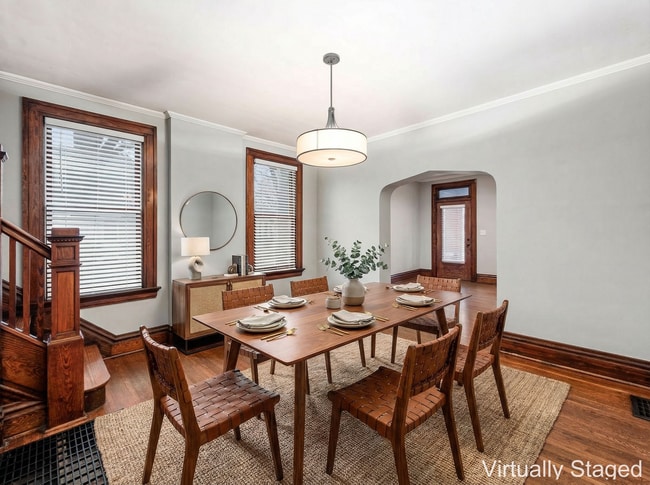 Building Photo - Central German Village Location!