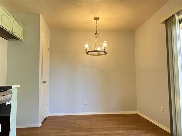 Building Photo - 623 Bentwood Dr