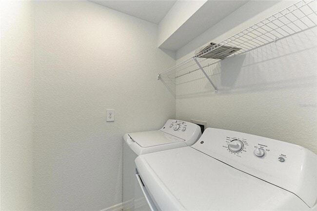 Building Photo - 19015 Scallop Lp