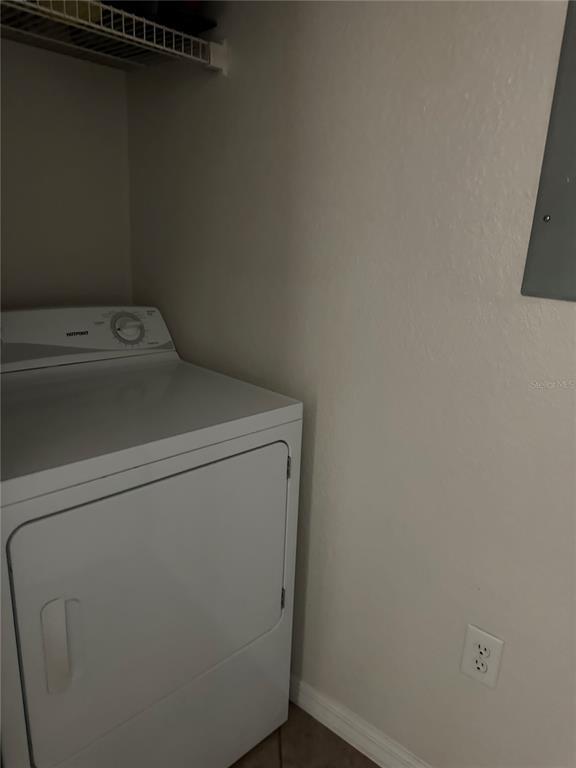 Building Photo - 5463 Vineland Rd