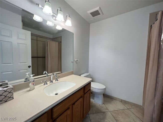 Building Photo - 8640 Cremona Dr