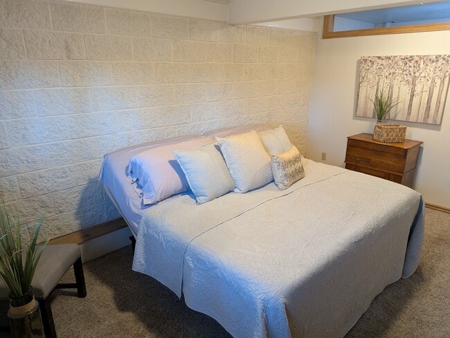 Building Photo - 11669 S Upper Ranch Dr