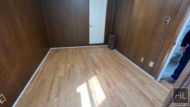 Building Photo - EAST 52 STREET