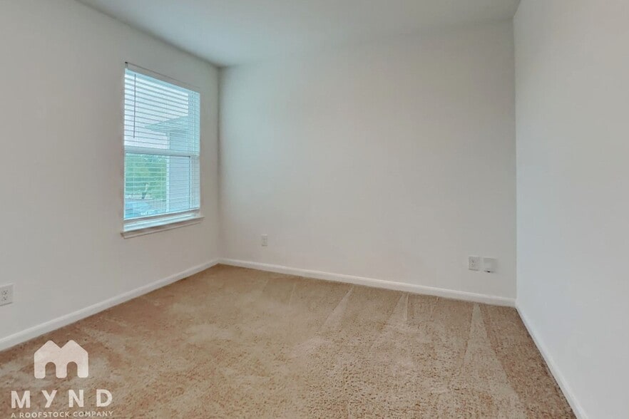 Building Photo - 6104 Underwood Way