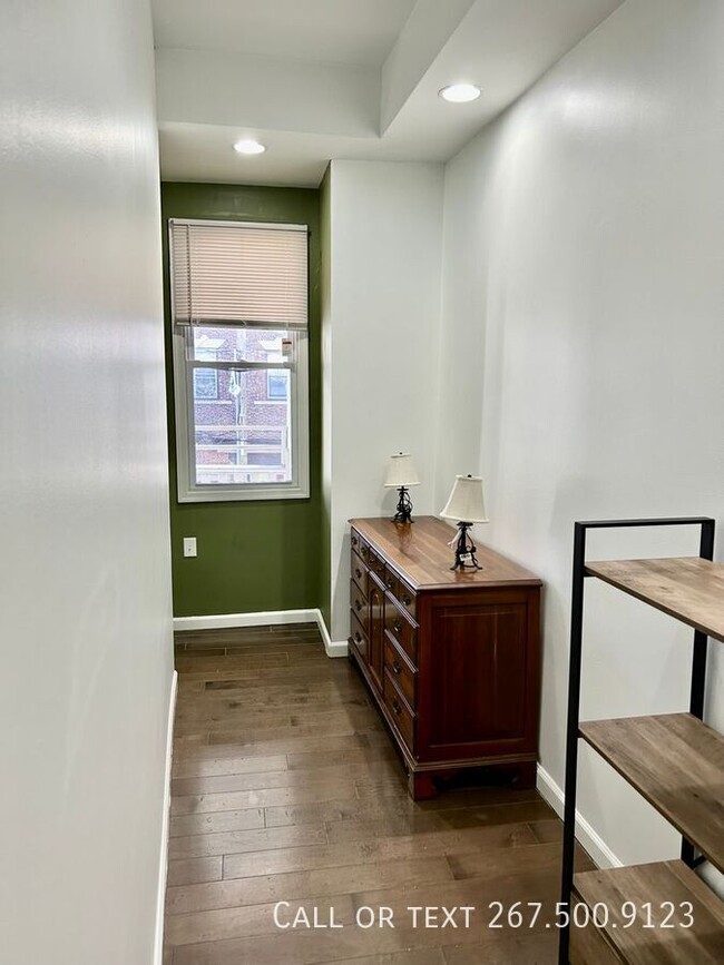 Building Photo - 120 S 46th St