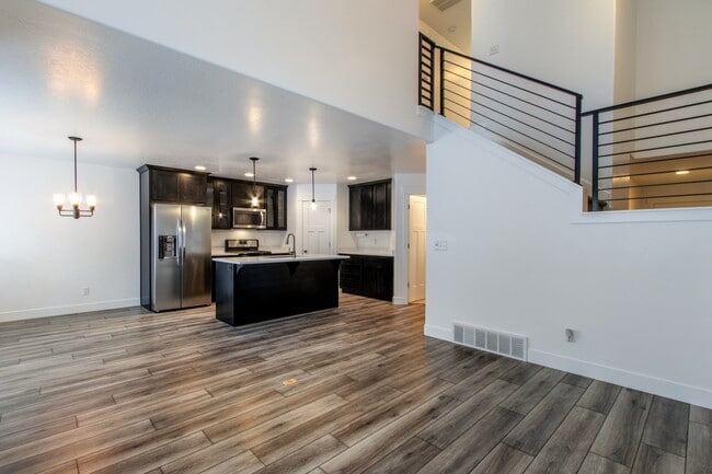 Building Photo - 15315 Tarawa Dr