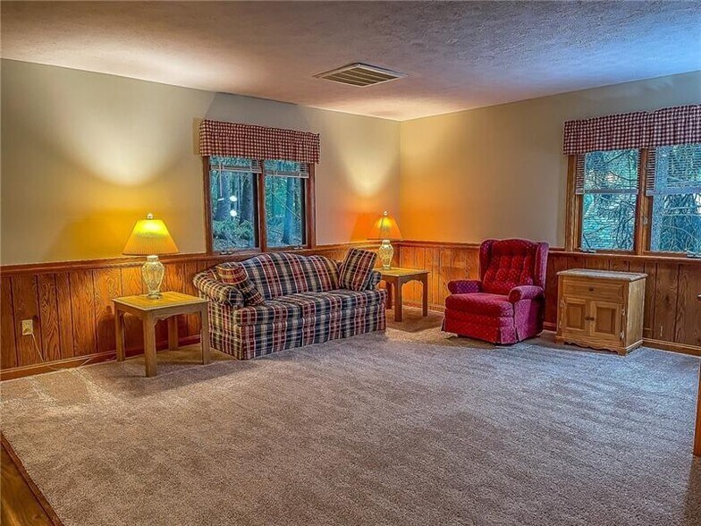 Building Photo - 3166 Babcock Blvd