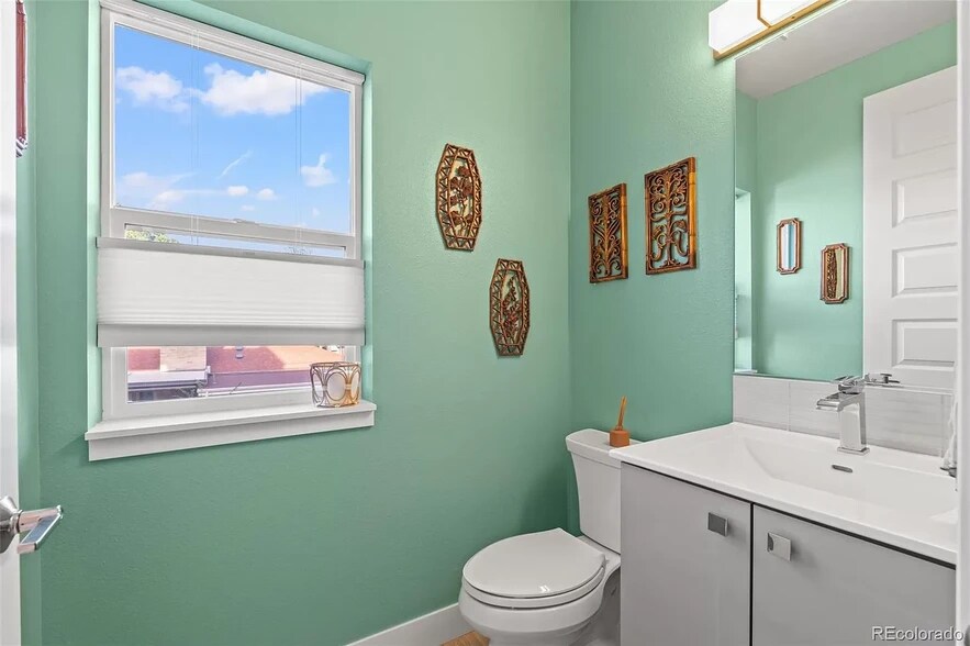 Building Photo - 3042 Wilson Ct