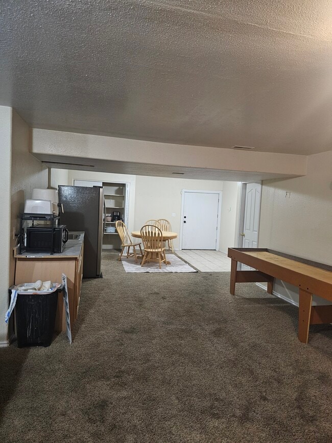 Building Photo - 713 S 1850 W