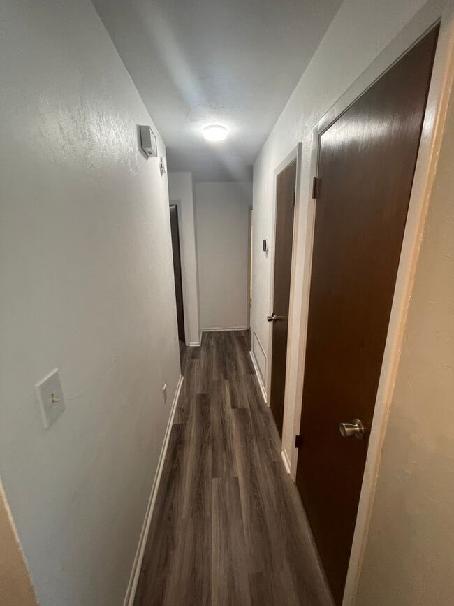 Building Photo - 3/2 (Northwood Oaks) Beautiful split floor plan home with custom brick accents and large landscap...