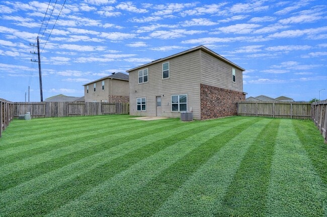 Building Photo - 3001 Iron Woods Dr