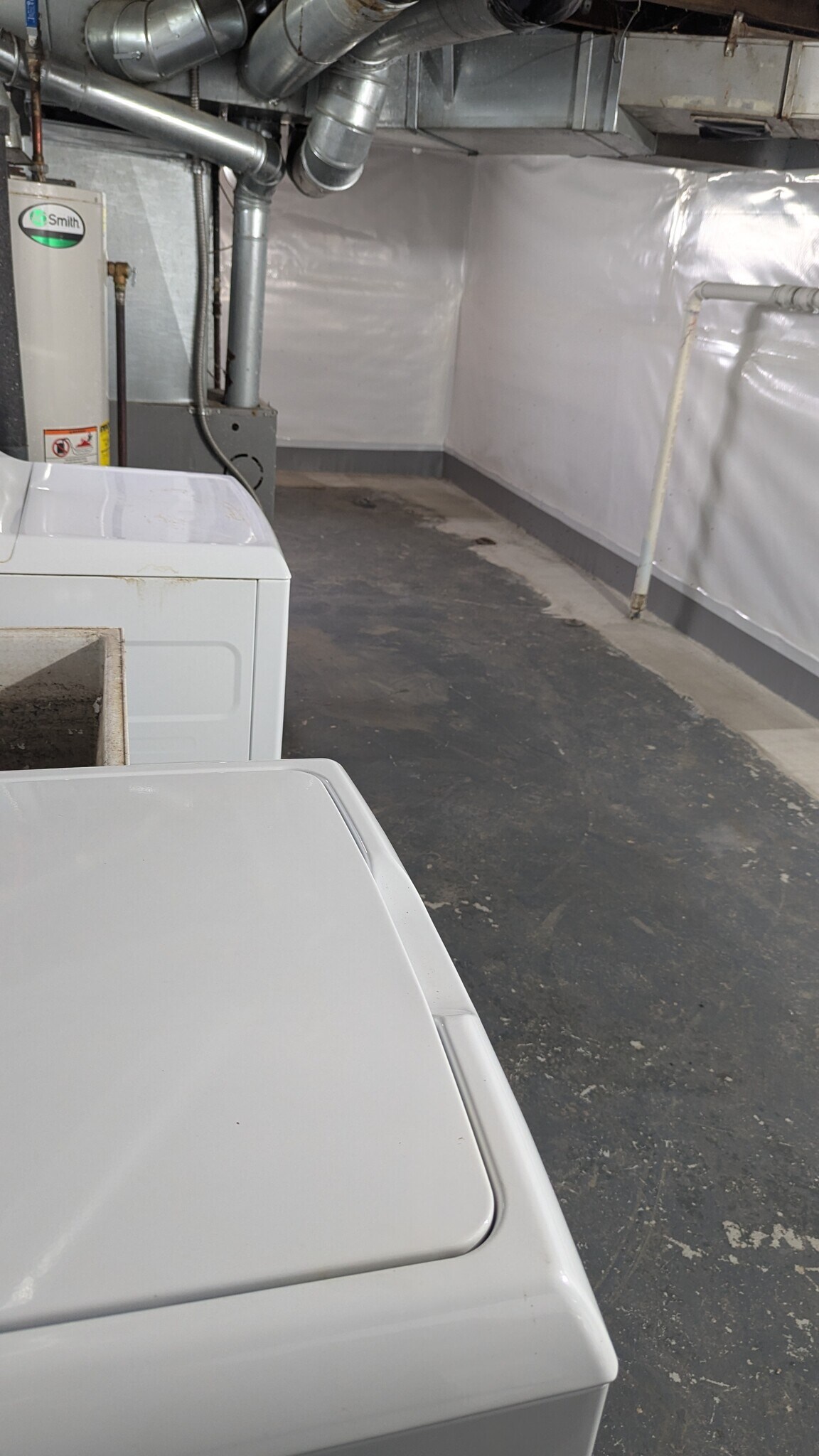 Basement - 683 E Beverly Ave