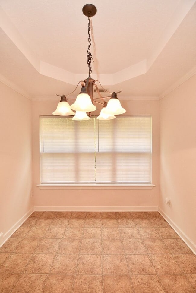 Building Photo - 659 Ventana Dr