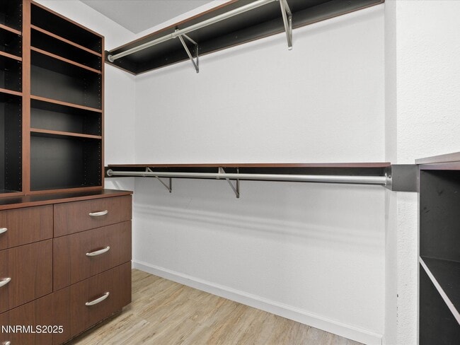 Building Photo - 8040 Monterey Shores Dr