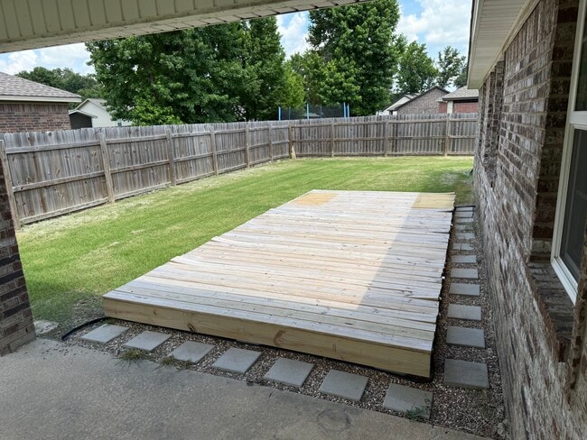 Building Photo - 701 Troy Cove