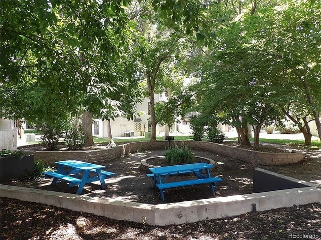 Building Photo - 3550 S Harlan St