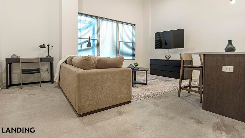 Building Photo - 300 S Broadway