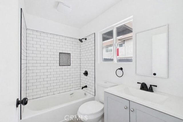 Building Photo - 16951 Hoskins Lane