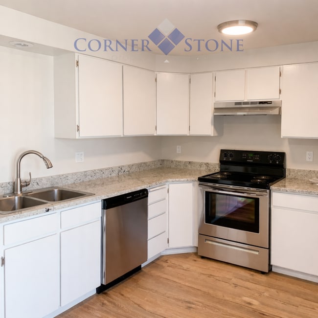 Building Photo - Remodeled Home in Boise!