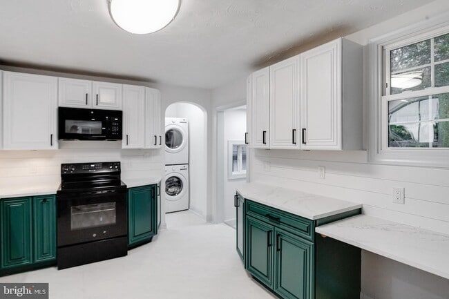 Building Photo - 5717 Station Rd