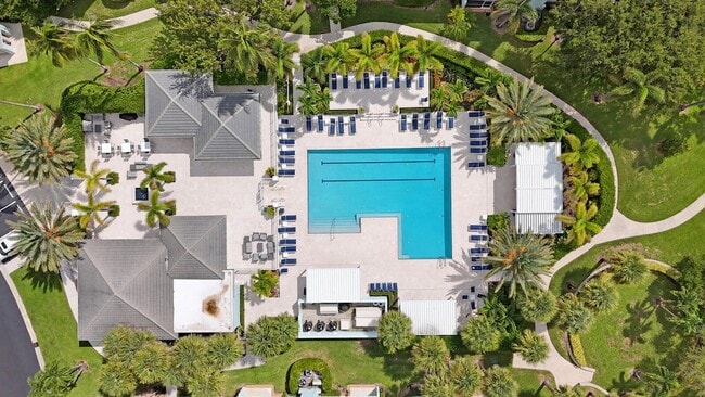 Building Photo - 705 Mainsail Cir