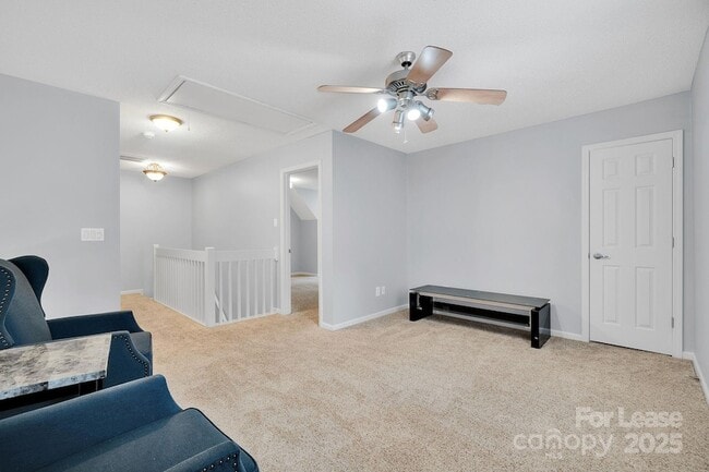 Building Photo - 8041 Christmas Ct