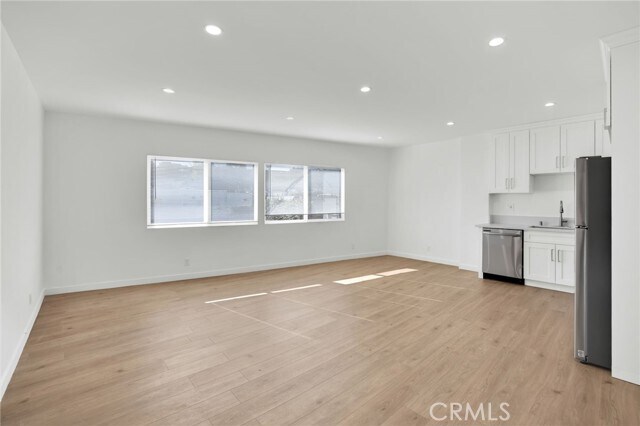 Building Photo - 13018 Valleyheart Dr
