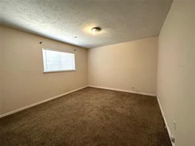 Building Photo - Great location in Plano! Ready beginning of Oct