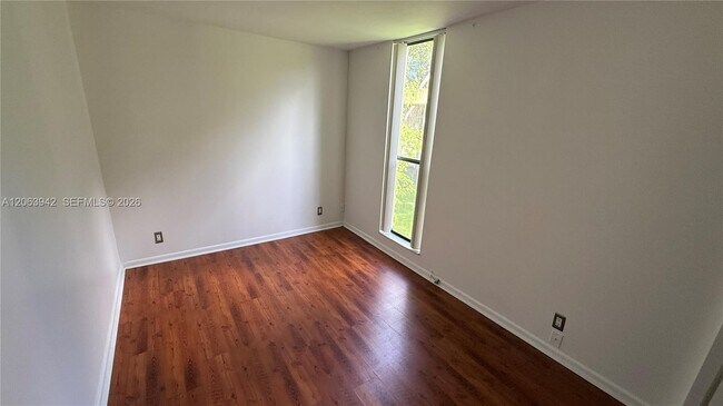 Building Photo - 2961 SW 87th Ave