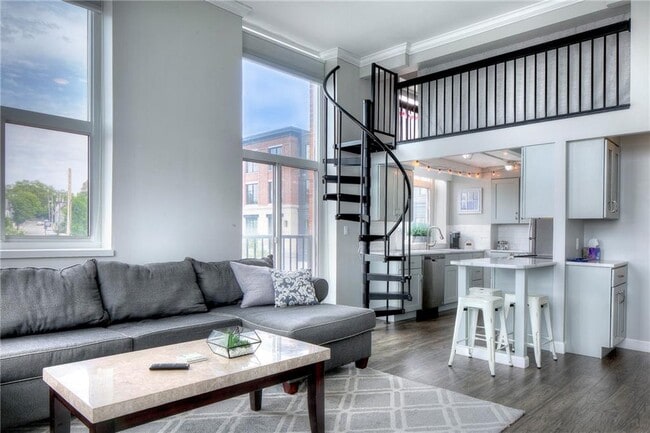 Building Photo - 1 Commercial Wharf