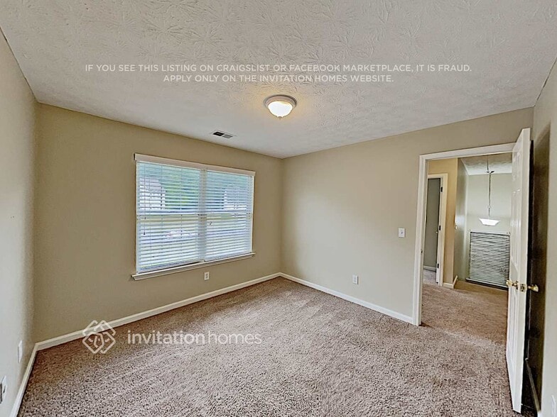 Building Photo - 3262 Ashgrove Ln SW