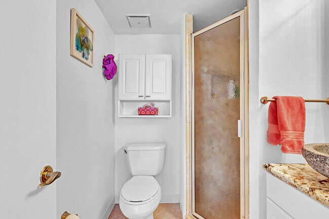 Building Photo - 1421 S Ocean Blvd