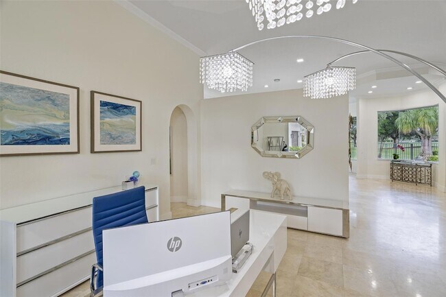 Building Photo - 2534 Golf View Dr