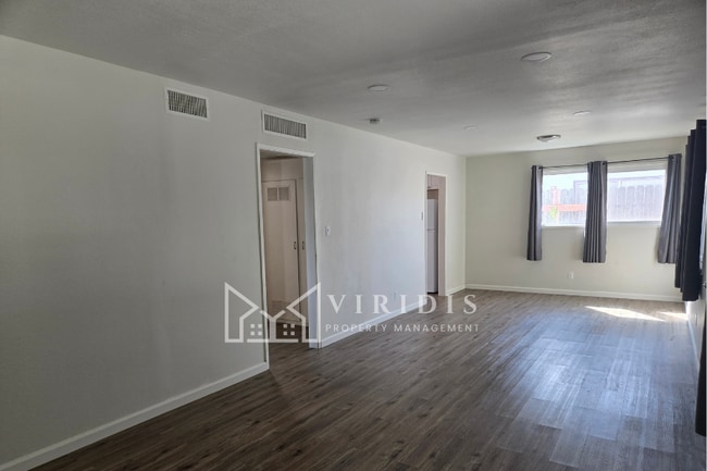 Building Photo - 2312 Castro Ln