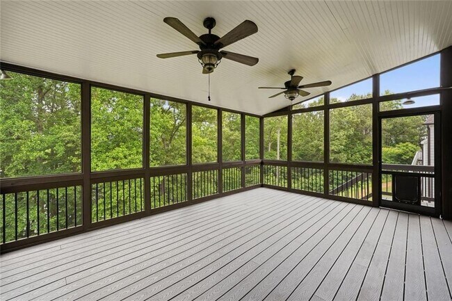 Building Photo - 208 Setters Ridge