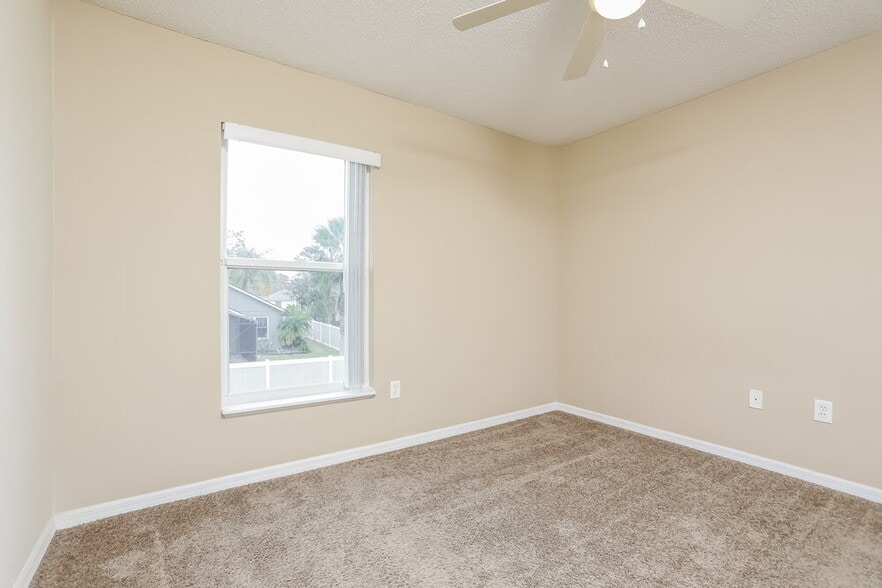 Building Photo - 1762 Hillandale Ave