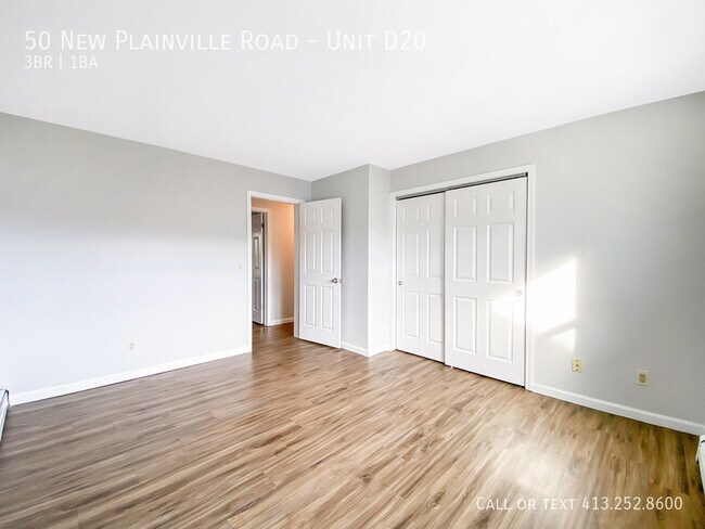 Building Photo - 50 New Plainville Rd