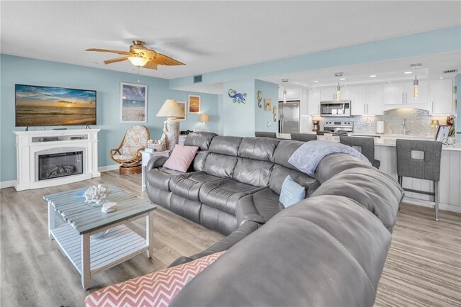 Building Photo - 200 120th Ave W