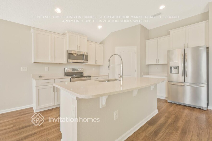 Building Photo - 24 Oakley Dr