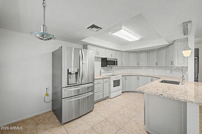 Building Photo - 3734 E Montecito Ave