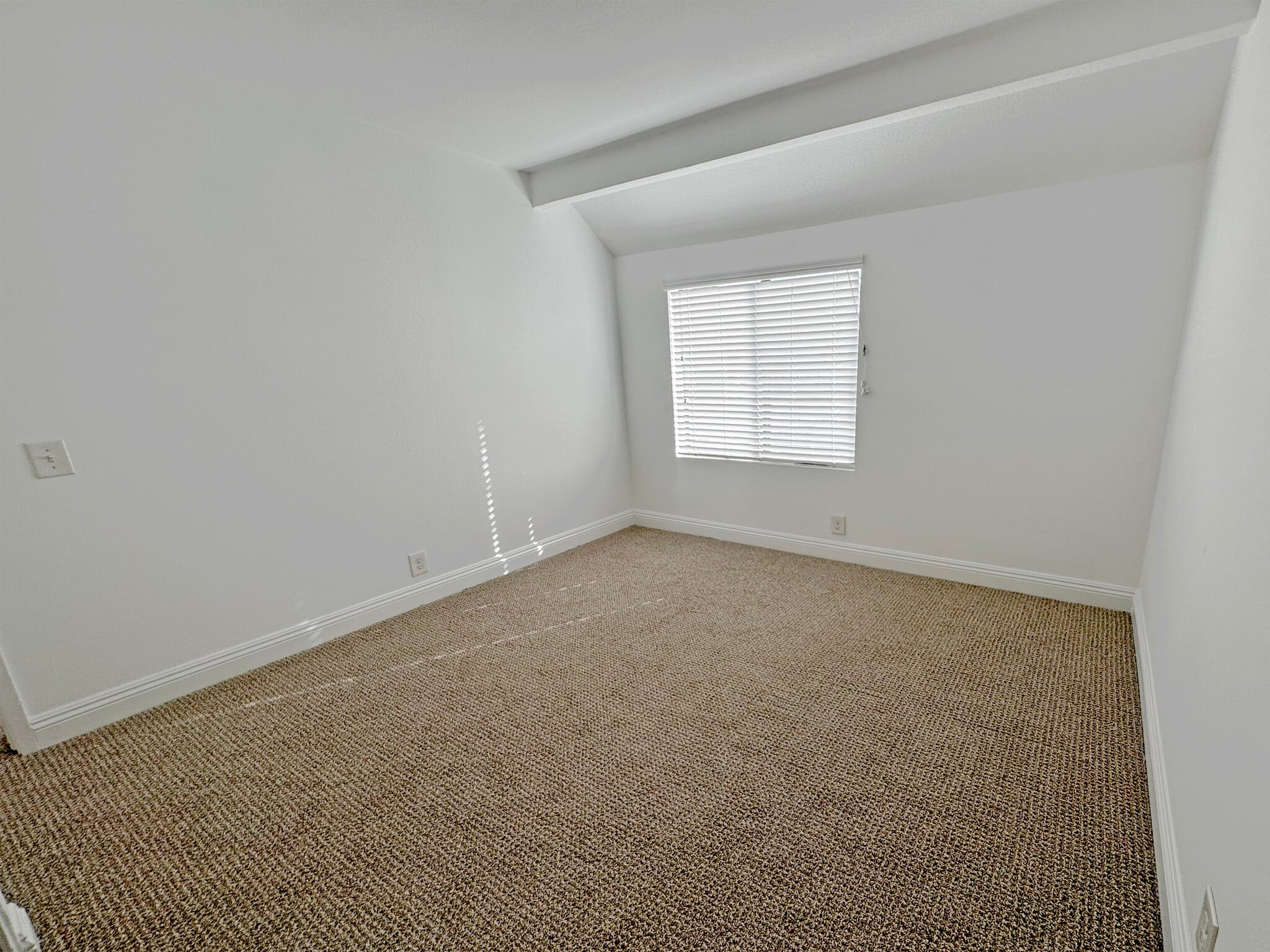 Building Photo - 13 Sage