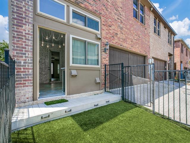 Building Photo - 1213 Crockett St