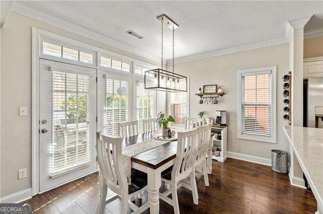 Building Photo - 203 Lenox Dr