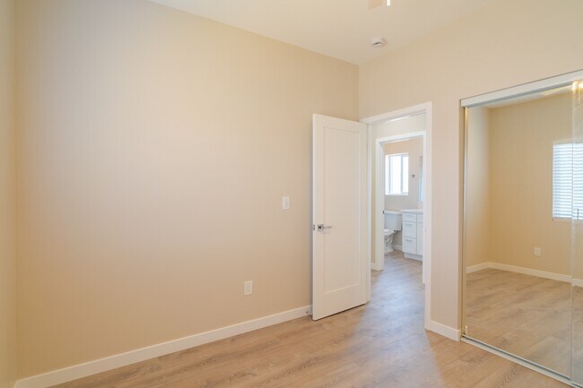 Building Photo - 5041 Art St